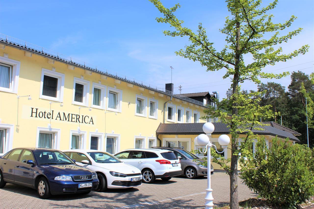 Hotel America Ramstein-Miesenbach Zewnętrze zdjęcie